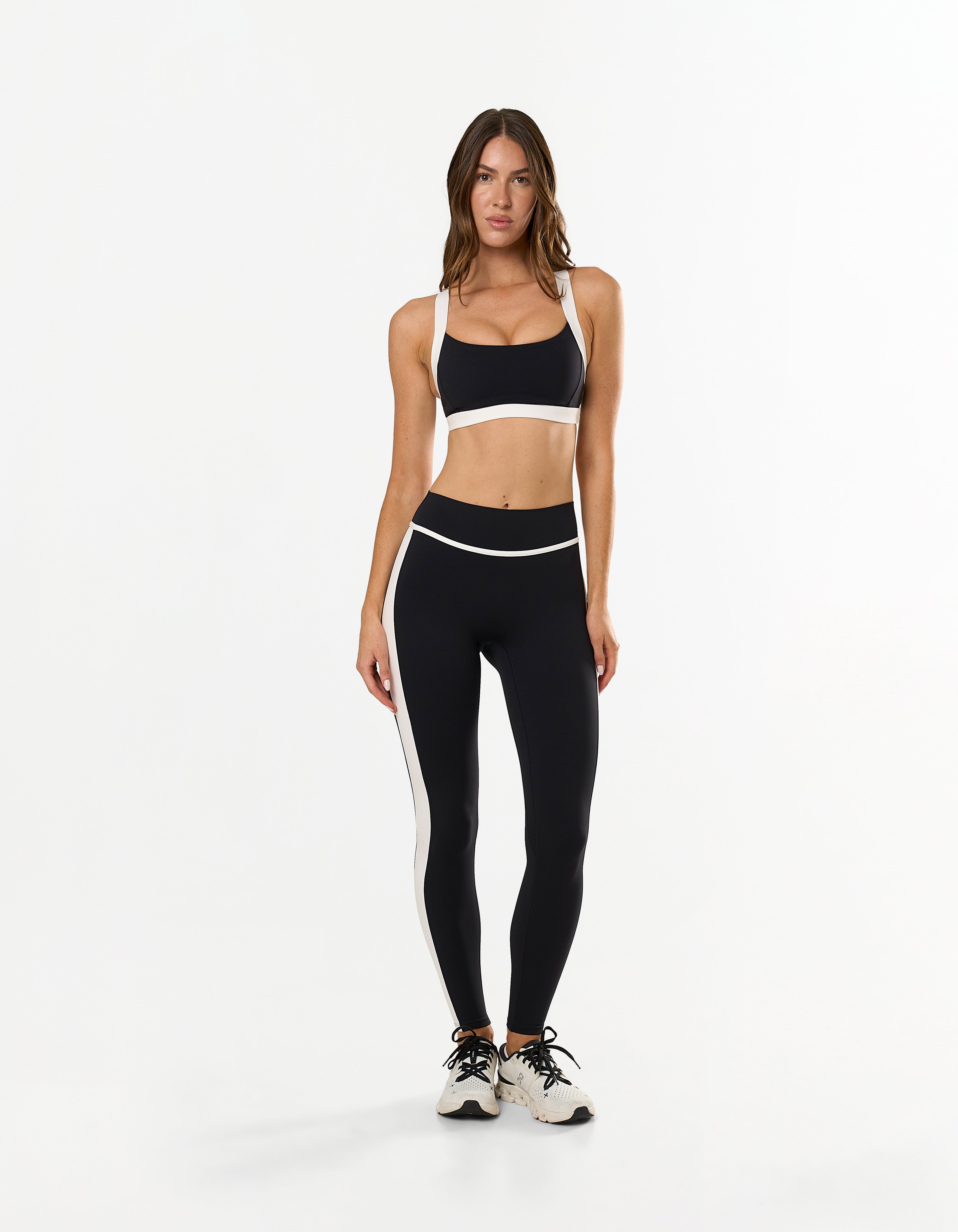 Panel Crossback Sports Bra Airlyte - Black